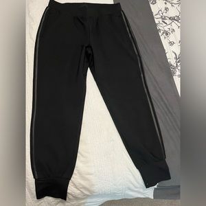 G By Giuliana Sexy Black Trousers! Cropped Ankle!